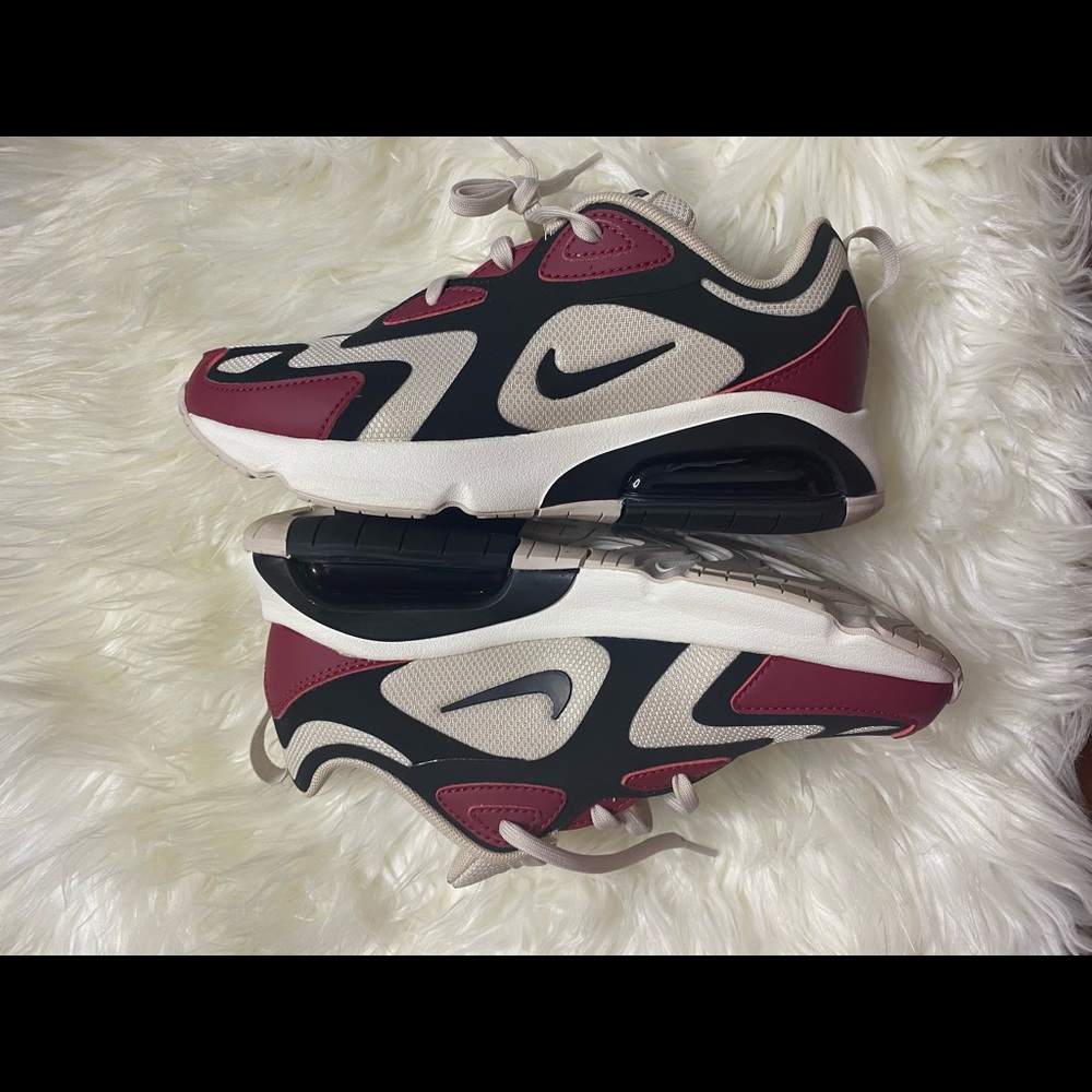 Exclusive Nike sneakers size US 6.5